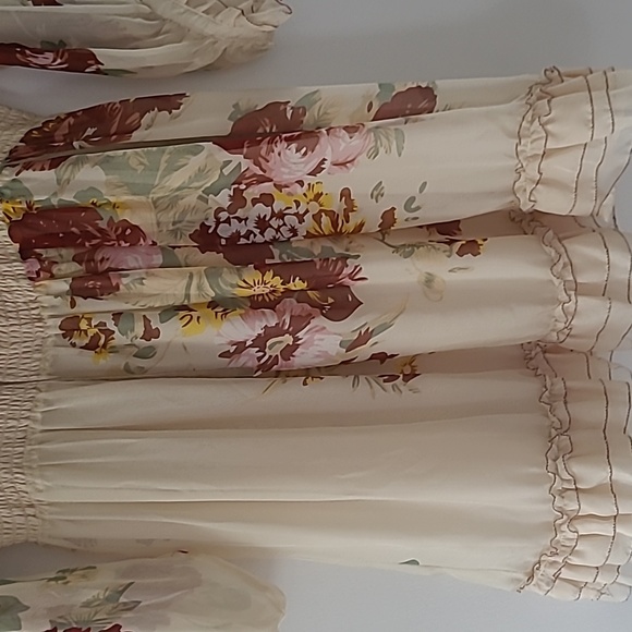 Vintage and Rare Anna Sui 100% Silk Ivory Floral Dress - Picture 5 of 10